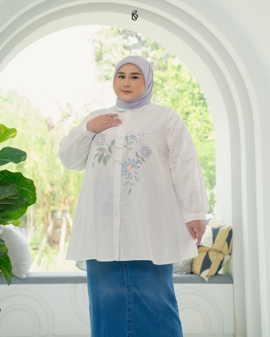 Amira Blouse - Broken White | Atasan Blouse Big Size Jumbo