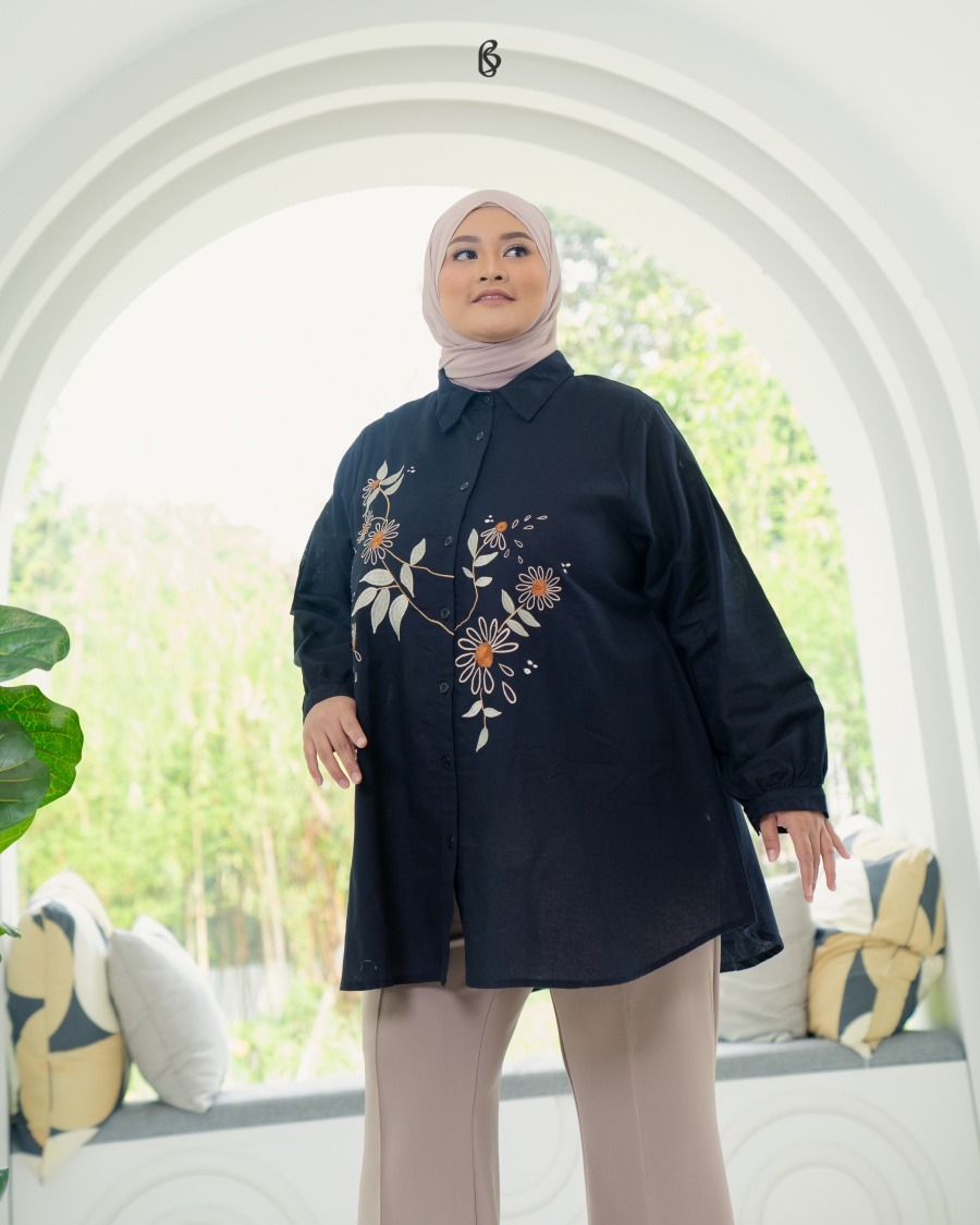 Amira Blouse - Black | Atasan Blouse Big Size Jumbo