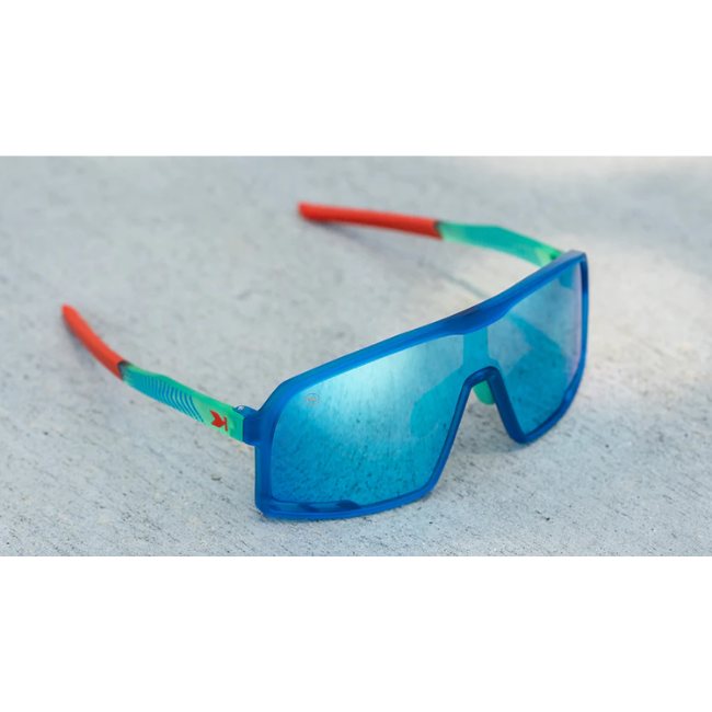 KNOCKAROUND - Campeones - Hill Charge