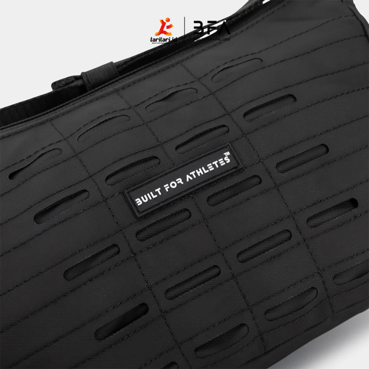BUILT FOR ATHLETES - Wash Bag