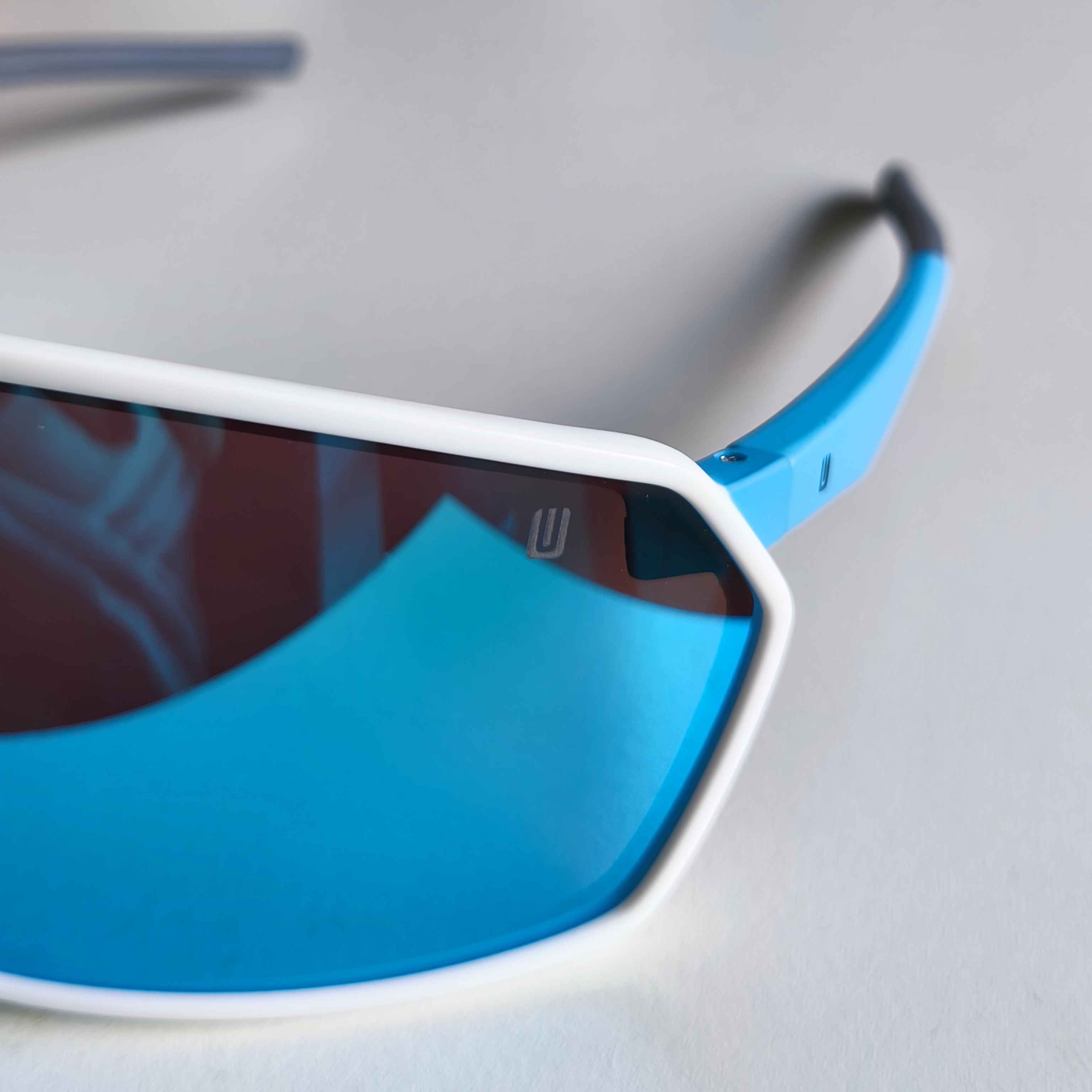 UNSTOPPABLE CULTURE - Beam - Blue