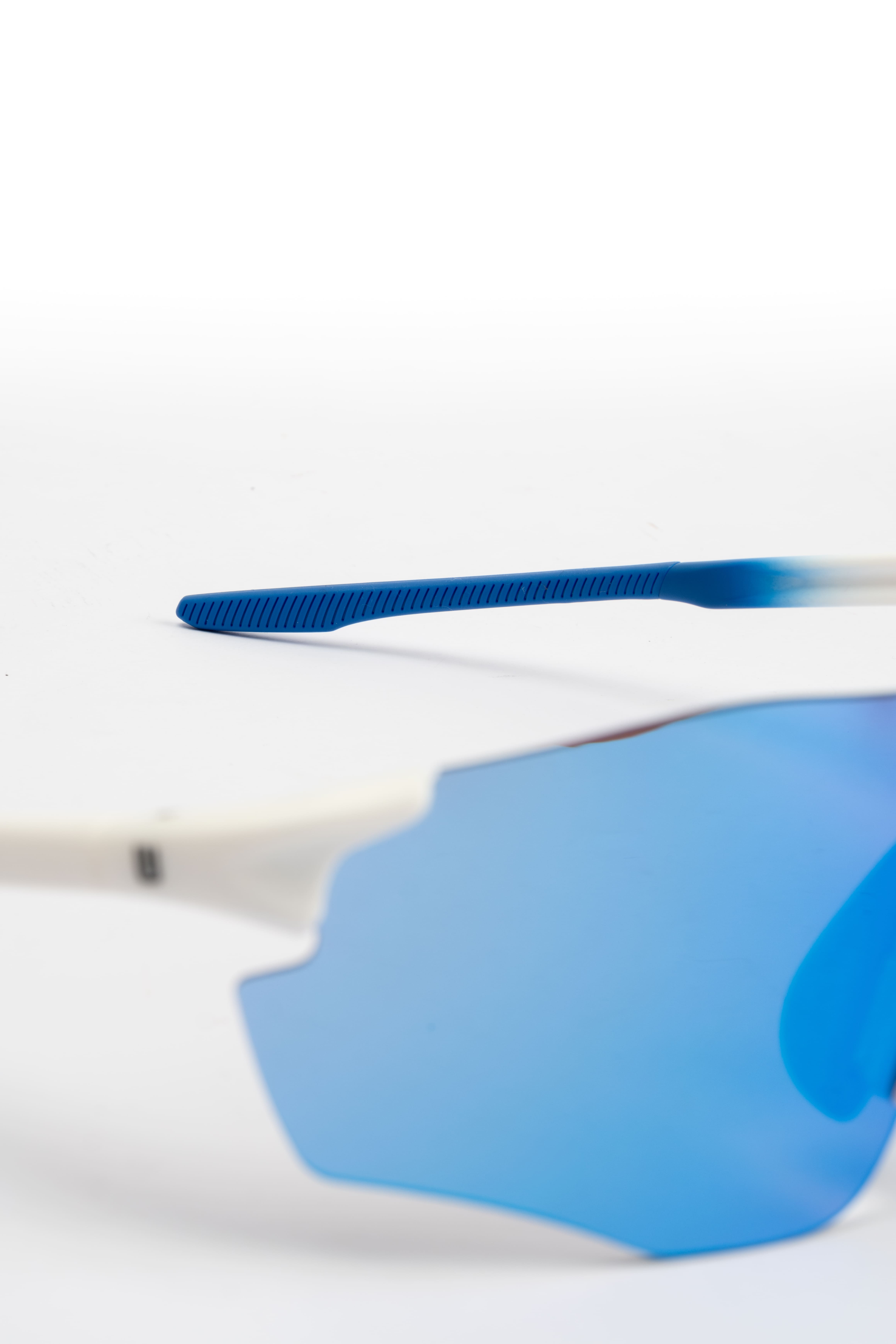 UNSTOPPABLE CULTURE - Urban Frameless - Blue