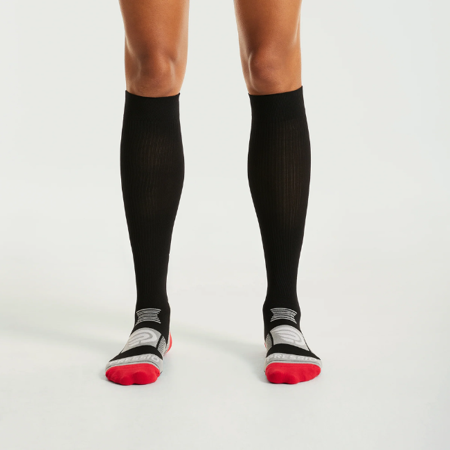 PRESSIO - Equilibrium Compression Sock - Black/Red