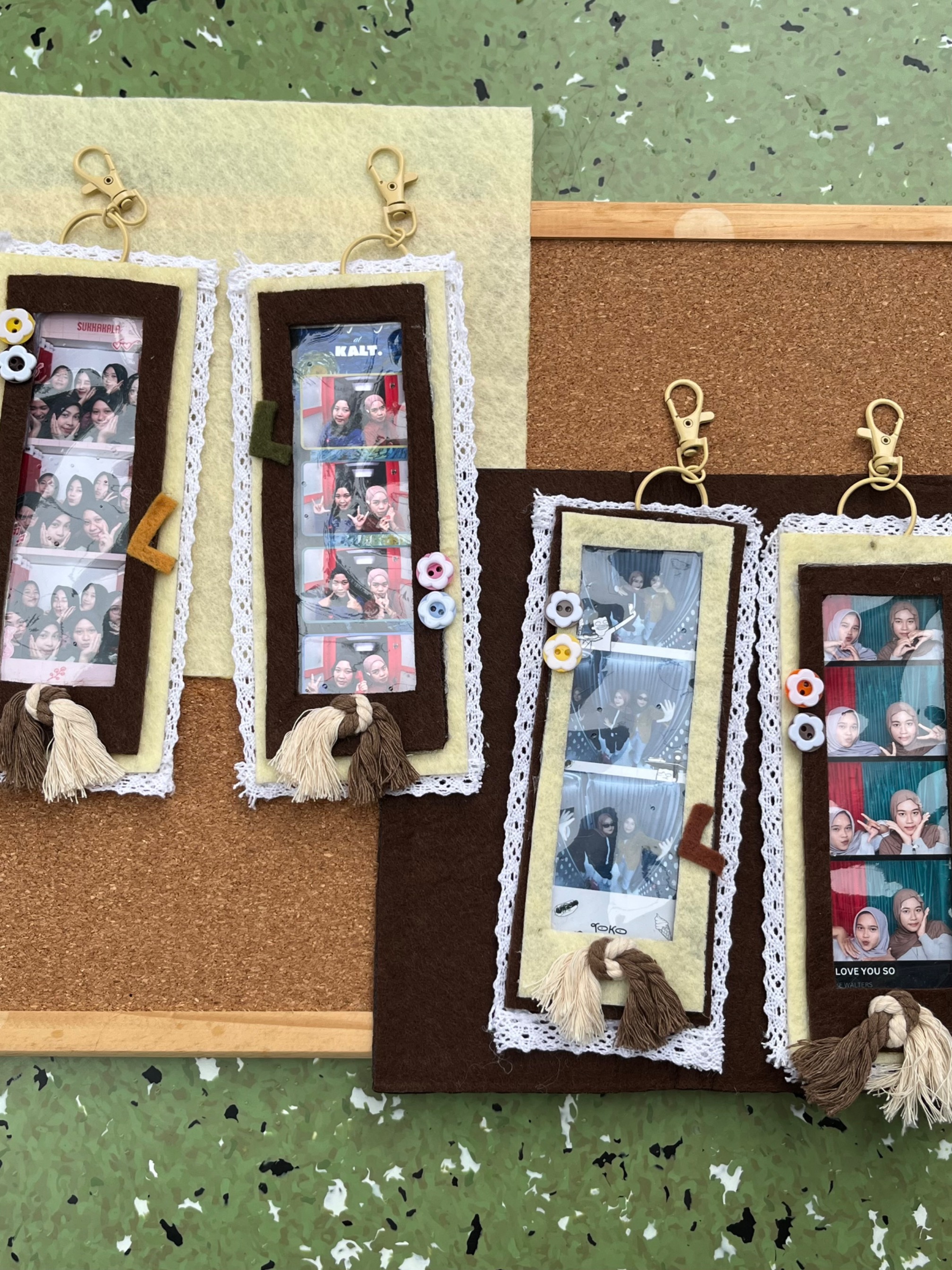 Keychain Frame Photostrip Loka