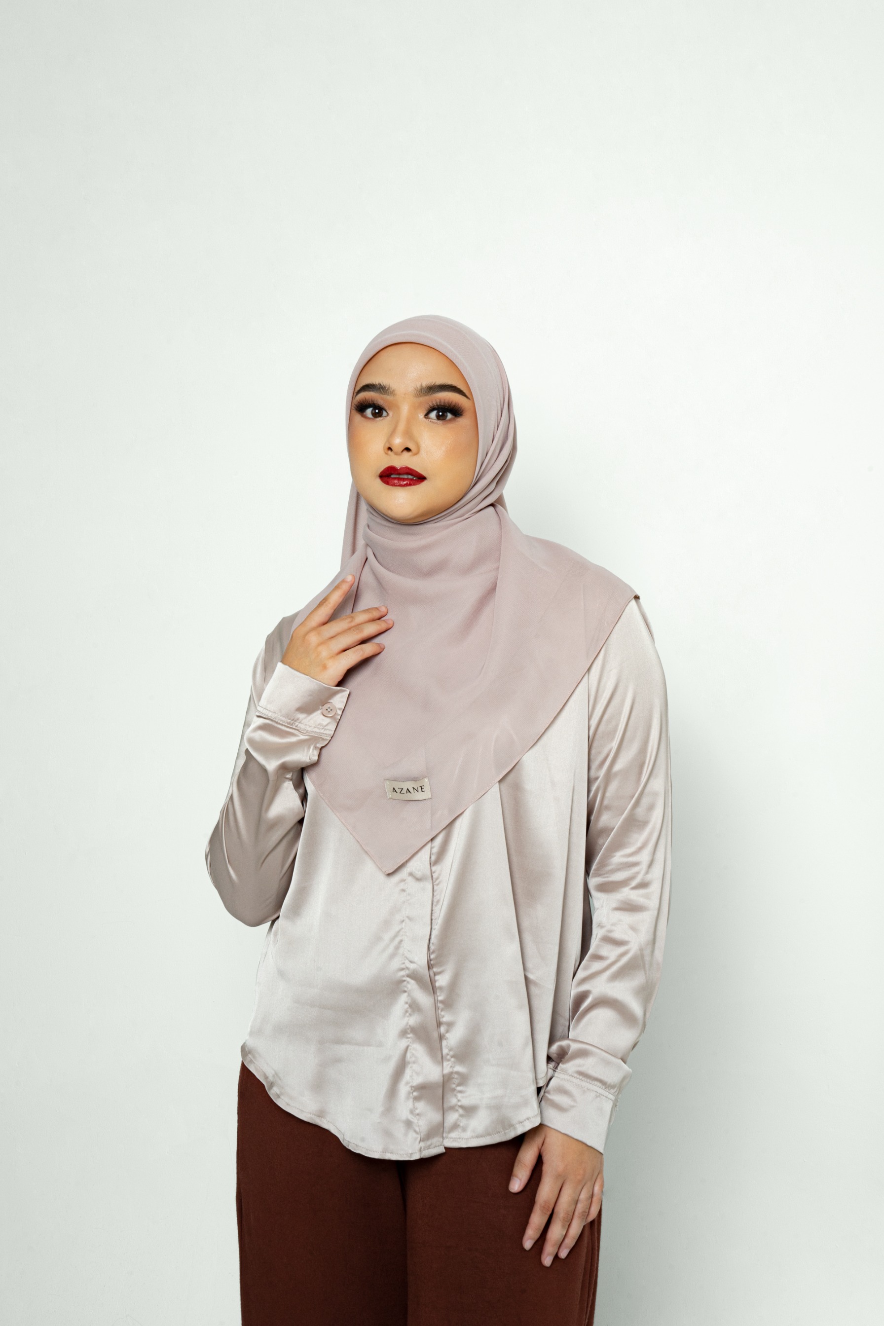 Terra Square - Segi Empat Double Hycon