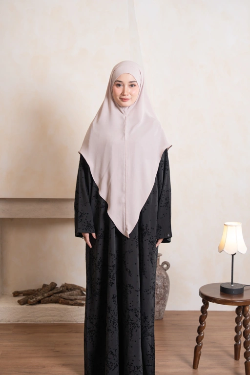 Arunika Dress Black
