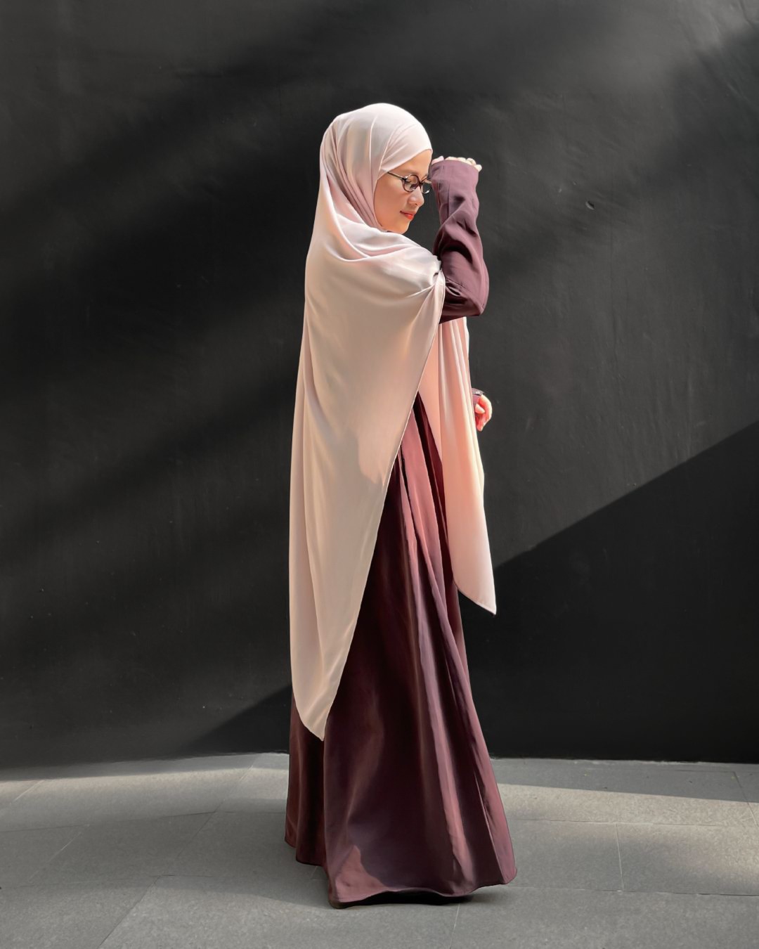 Hana Dress Mahogany - Material Cupro