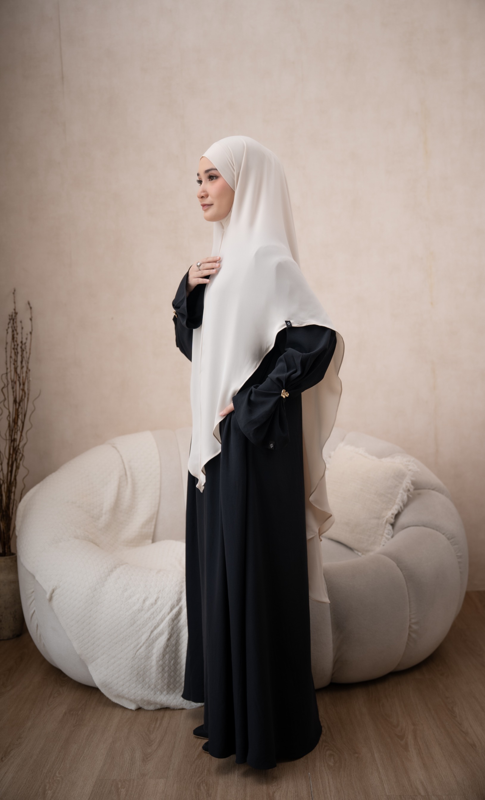 Naemaa Dress Only Black - Anti UV