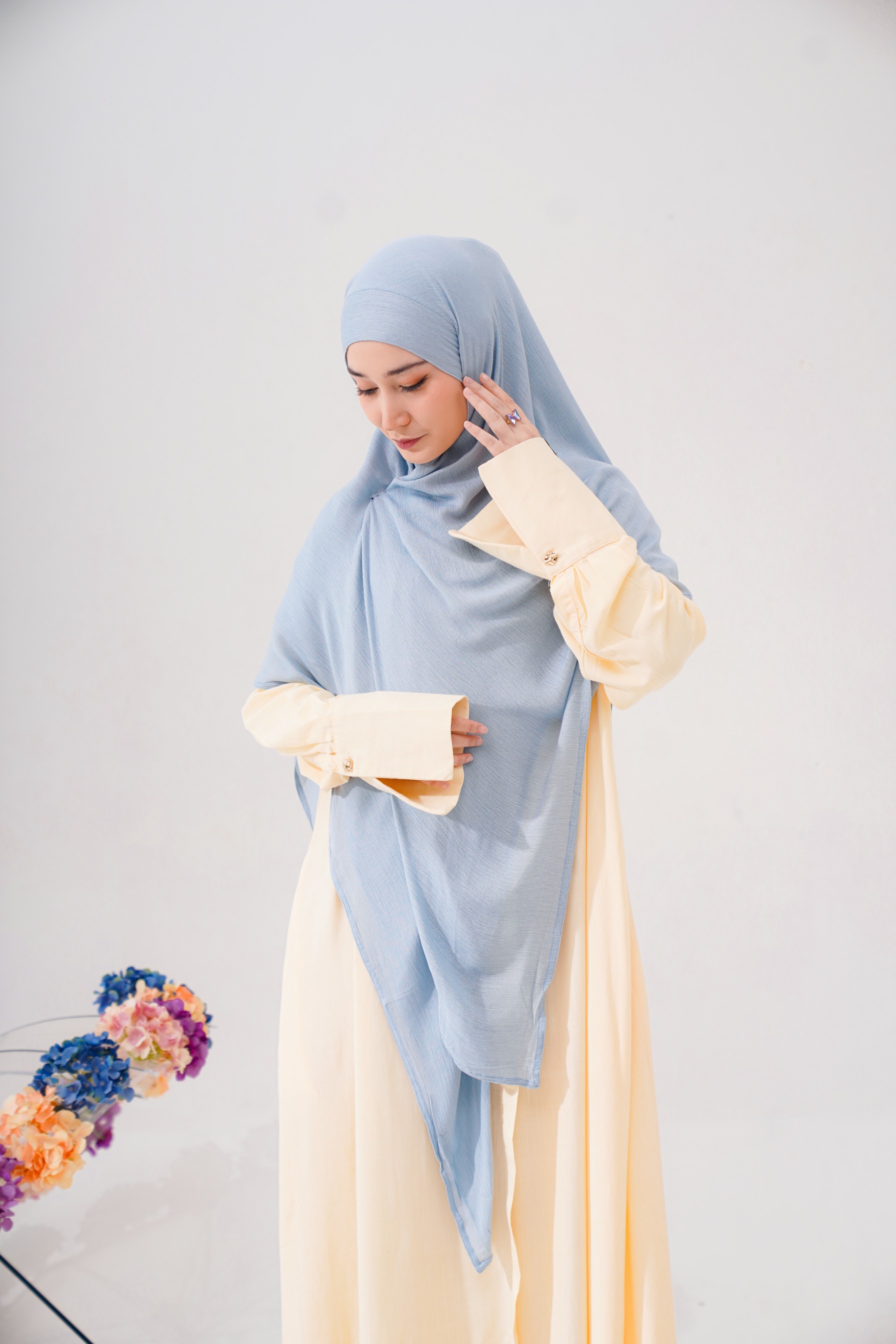 Thaleea French Square - Ash Blue 