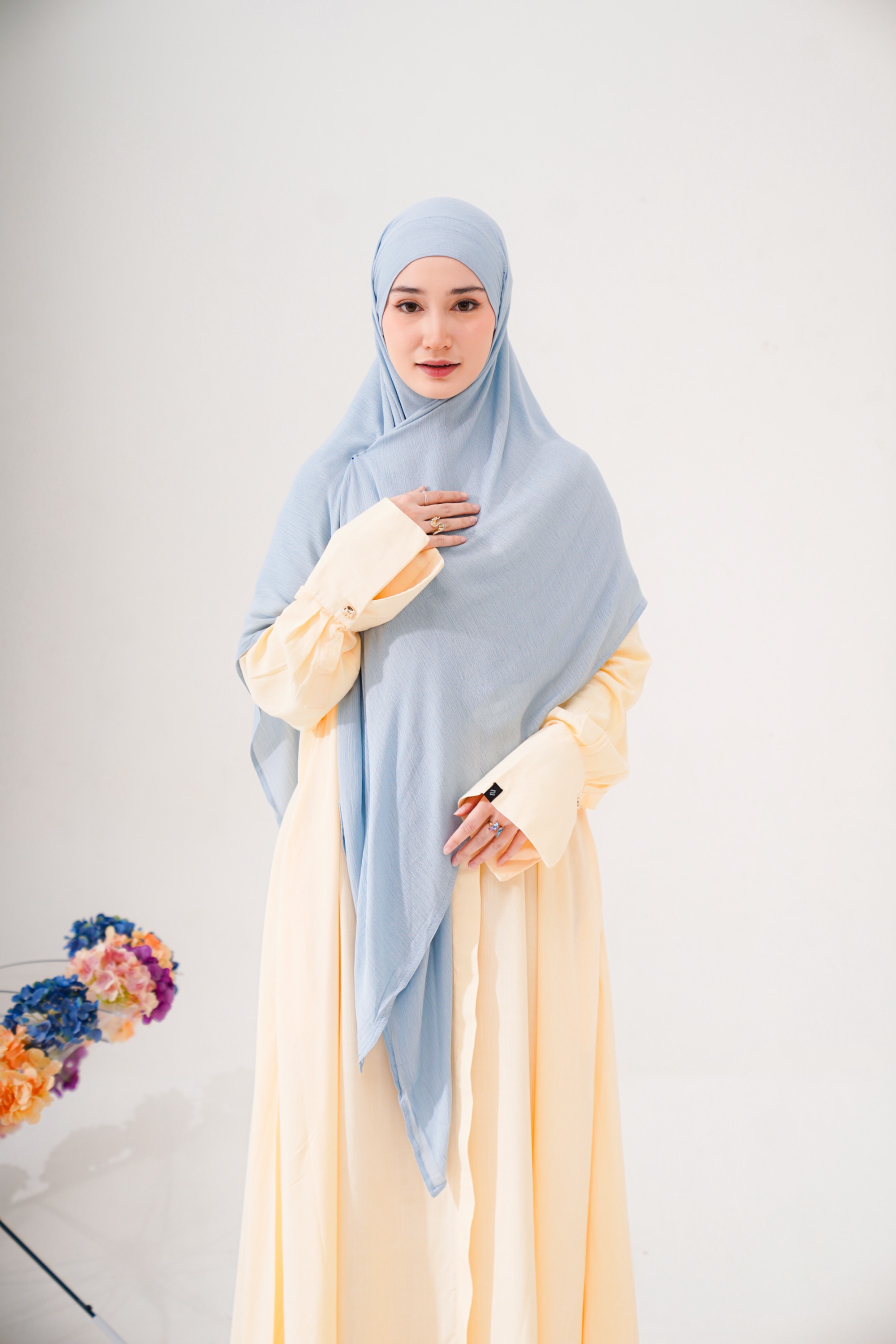 Thaleea French Square - Ash Blue 