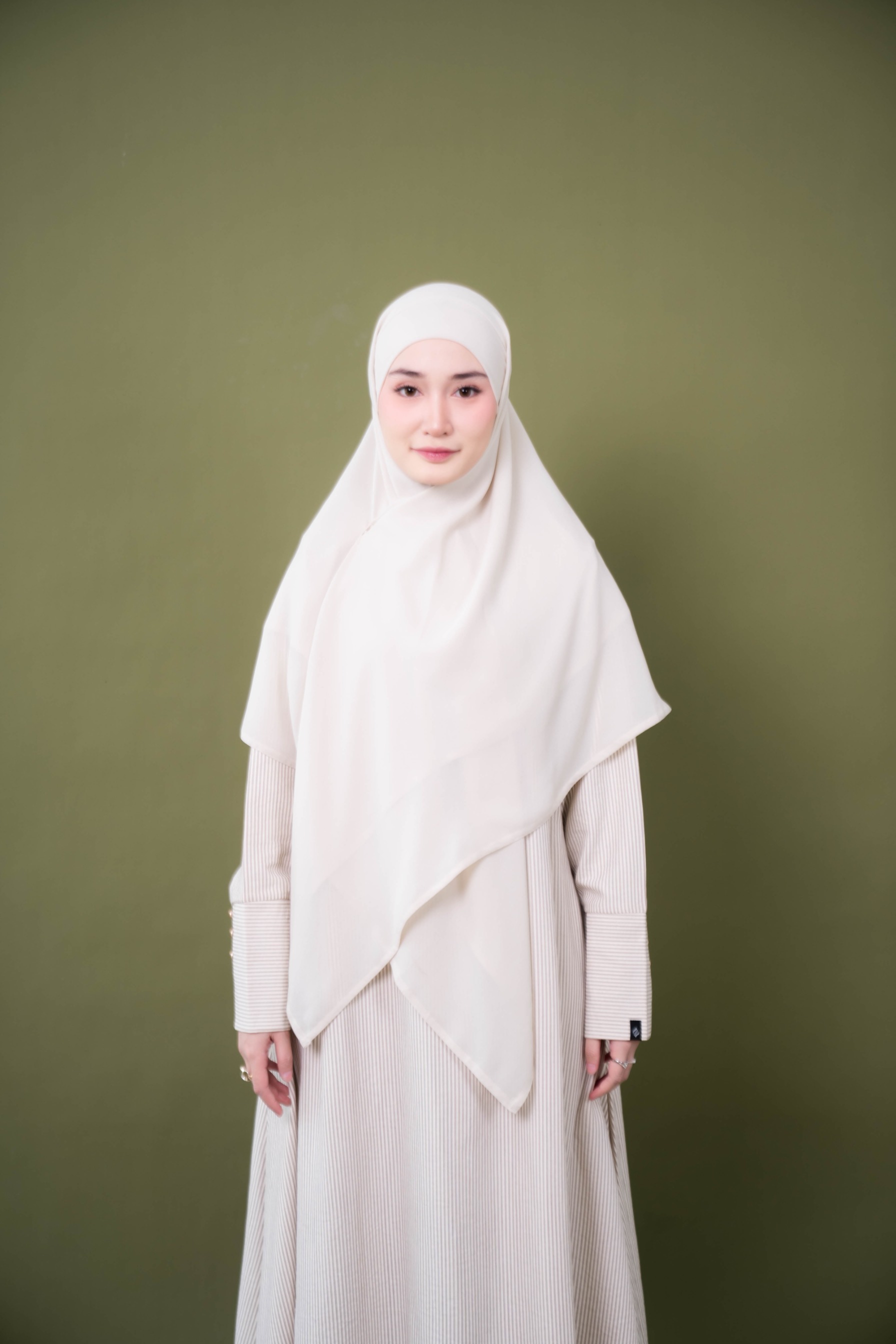 Nala Square Butter Cream