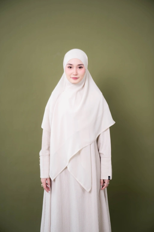 Nala Square Butter Cream