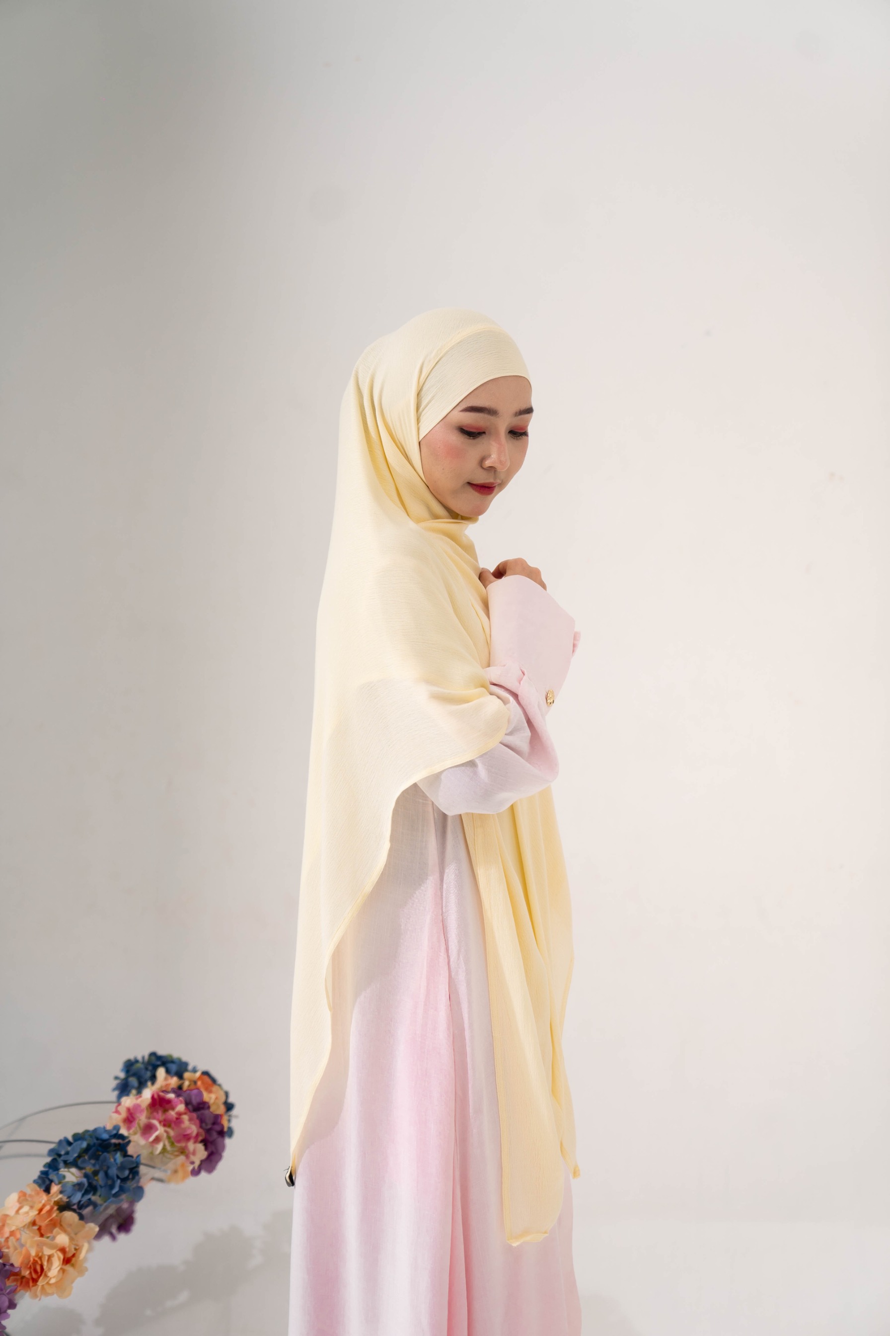 Thaleea French Square - Butter Yellow