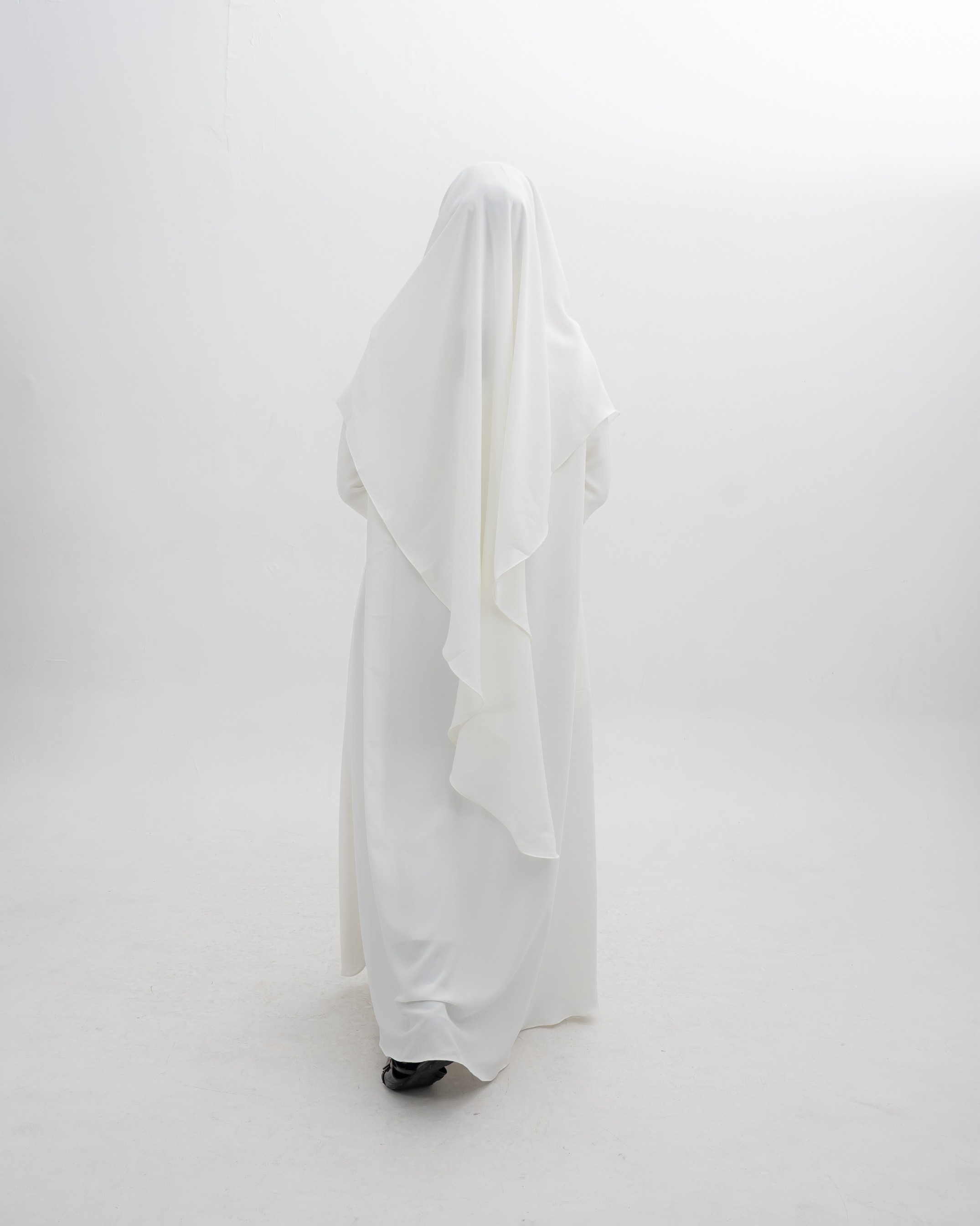 Zayna Series Anti UV - White