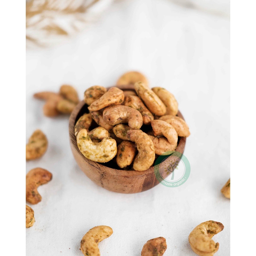 POCKET SIZE ROASTED SALTED CASHEW WITH LIME LEAVES - ORIGINAL 30GR