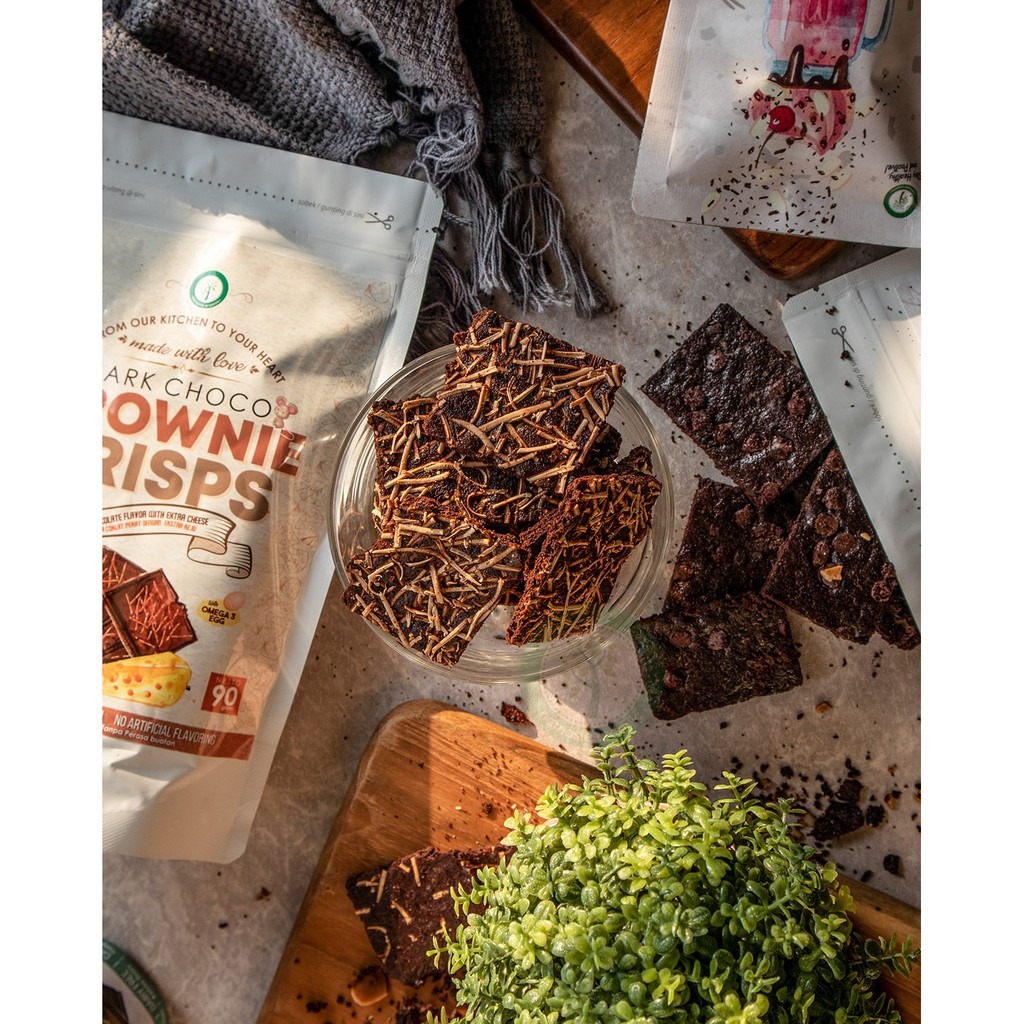 DARK CHOCO BROWNIE CRISPS GLUTEN FREE - WITH EXTRA CHEESE 90GR