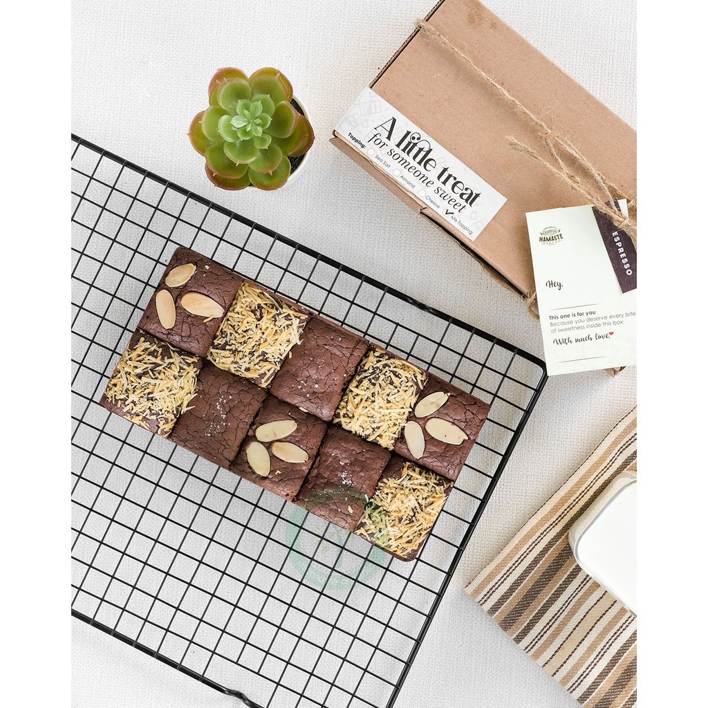 ESPRESSO BROWNIE FUDGE GLUTEN FREE 10X20CM - MIX