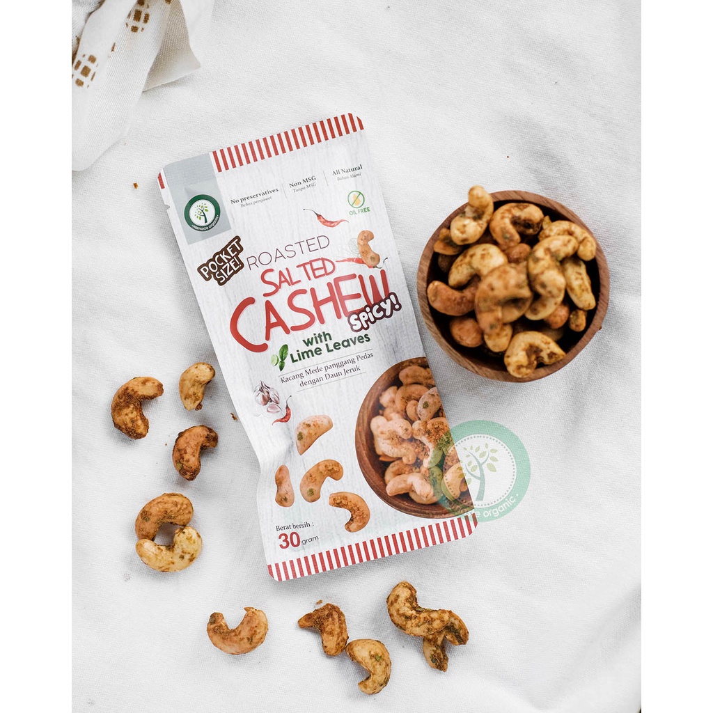 POCKET SIZE ROASTED SALTED CASHEW WITH LIME LEAVES - SPICY 30GR