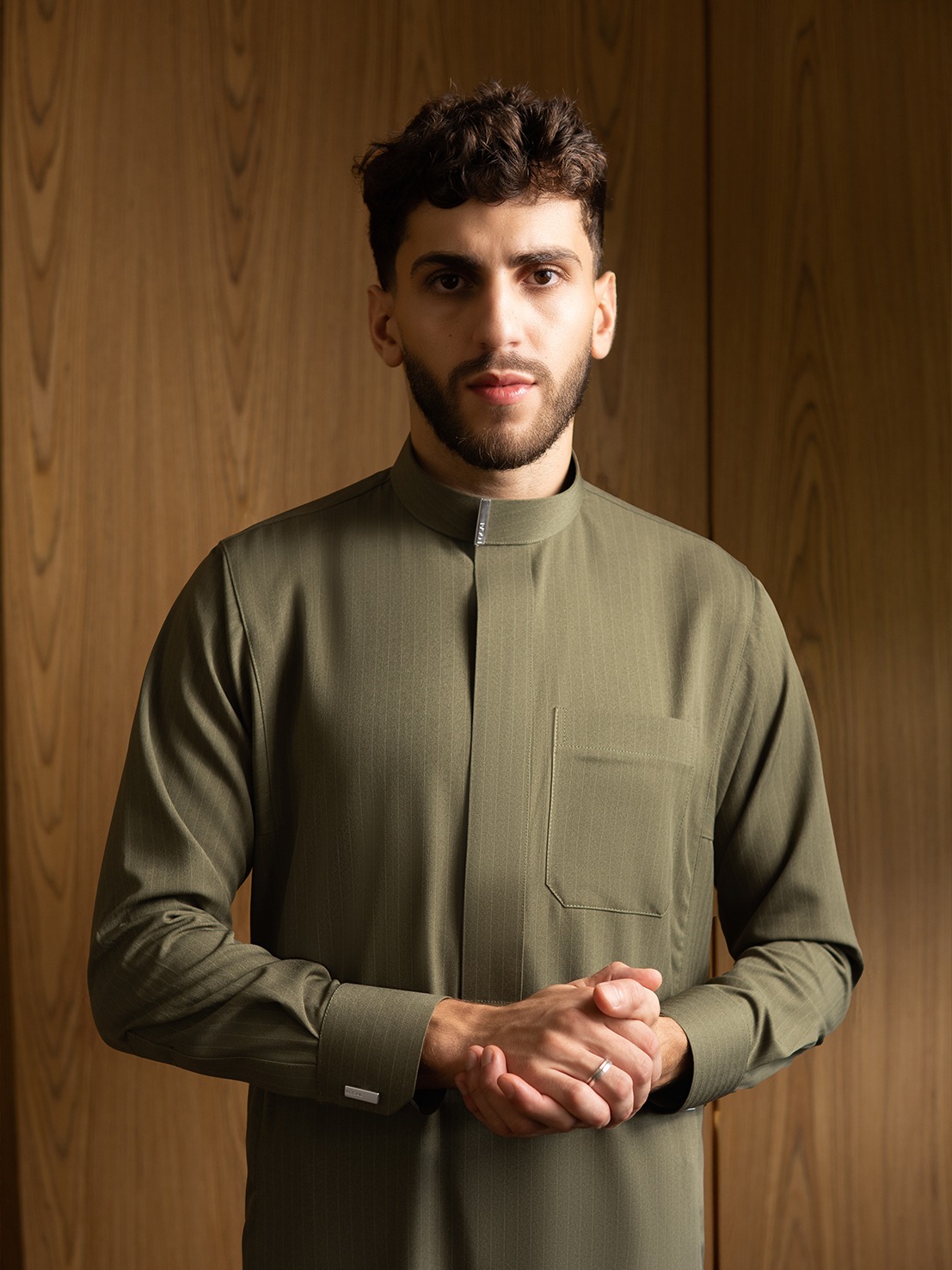 Local Project | Fahd Series — Thobe Pria Slim Fit Premium Semi Wool Tekstur Garis Vertikal