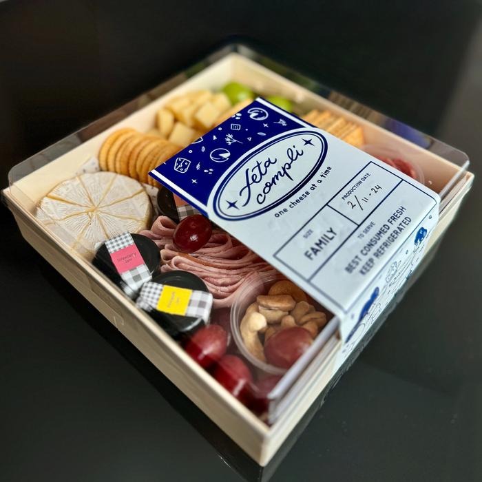 FAMILY Cheese Platter