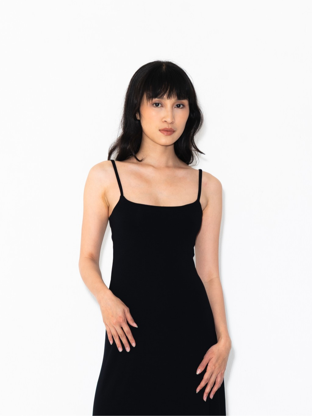 SUMA Noir Spaghetti Strap Flared Dress - Pakaian Long Dress Wanita