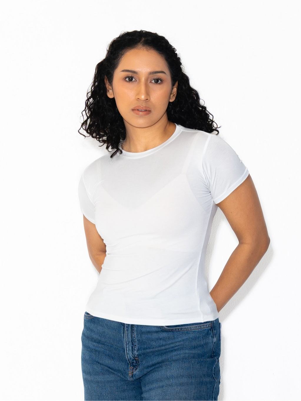 SUMA Eira Fitted T-Shirt - Atasan Kaos Lengan Pendek Wanita