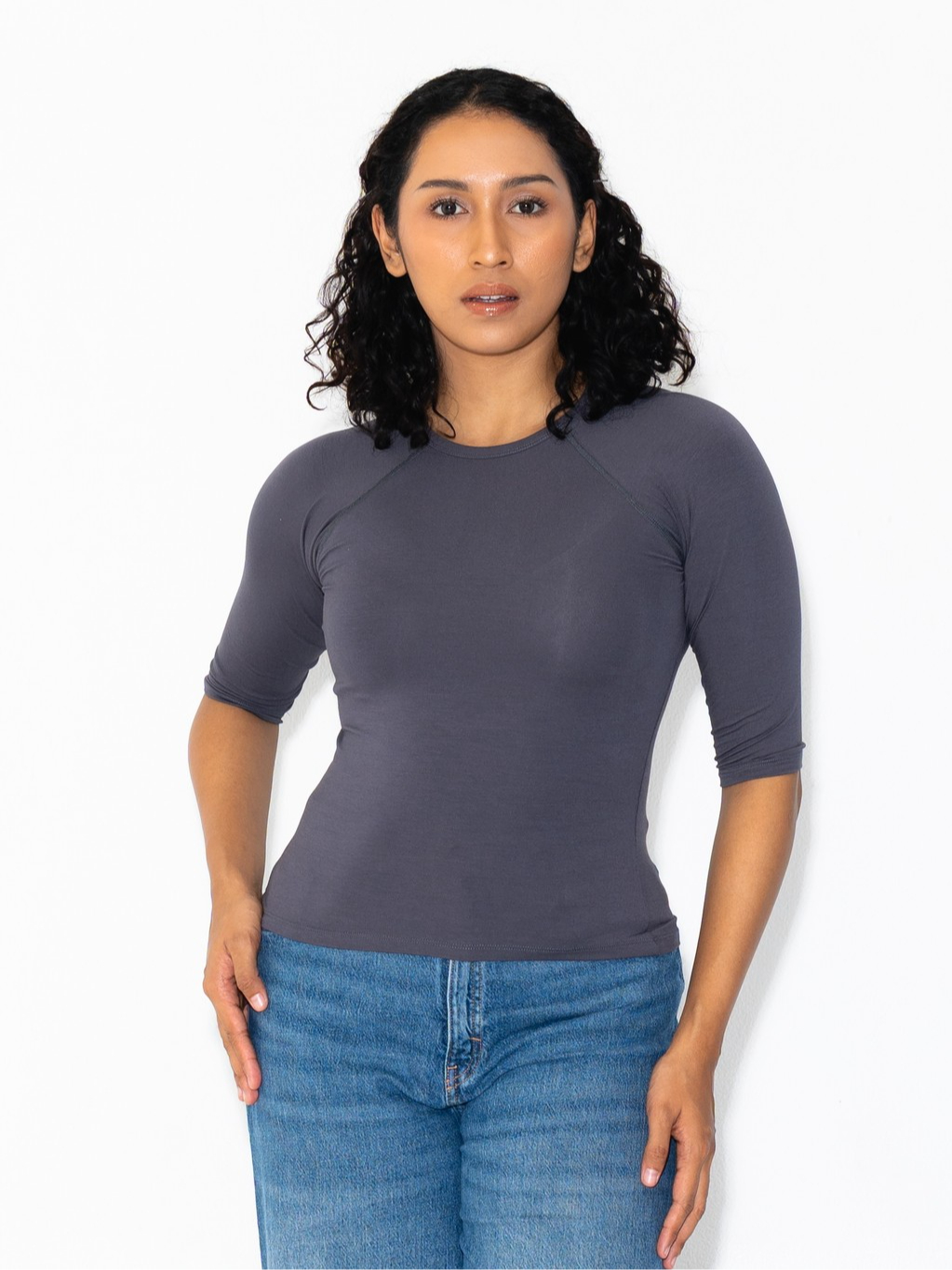 SUMA Muse Raglan Fitted T-Shirt 3/4 Sleeve - Atasan Kaos Lengan Pendek Wanita