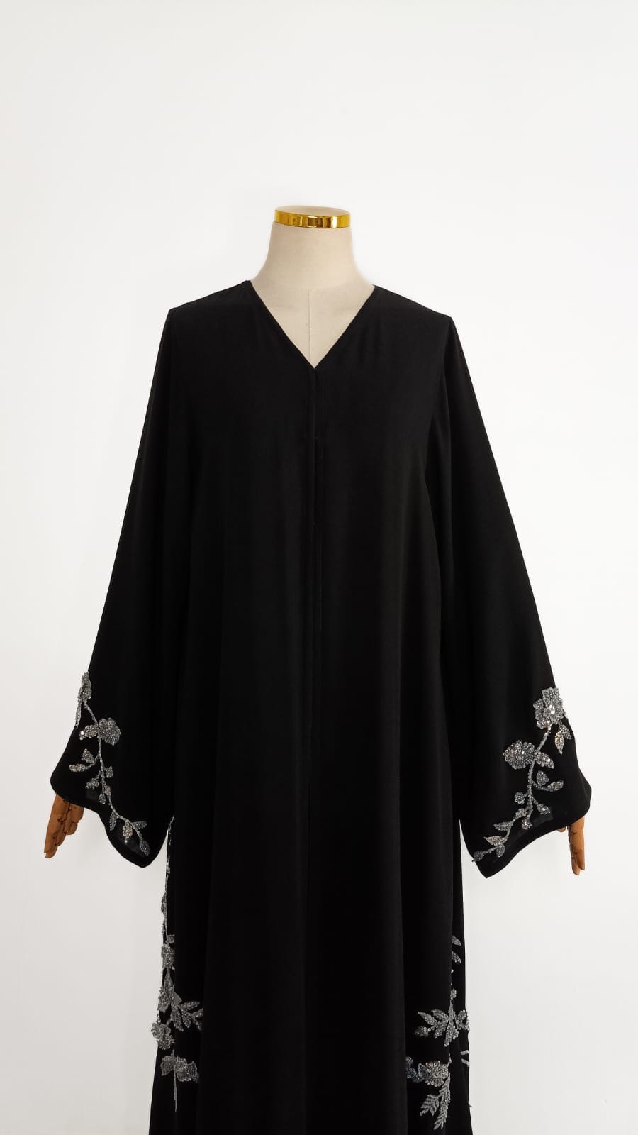Halla Abaya 