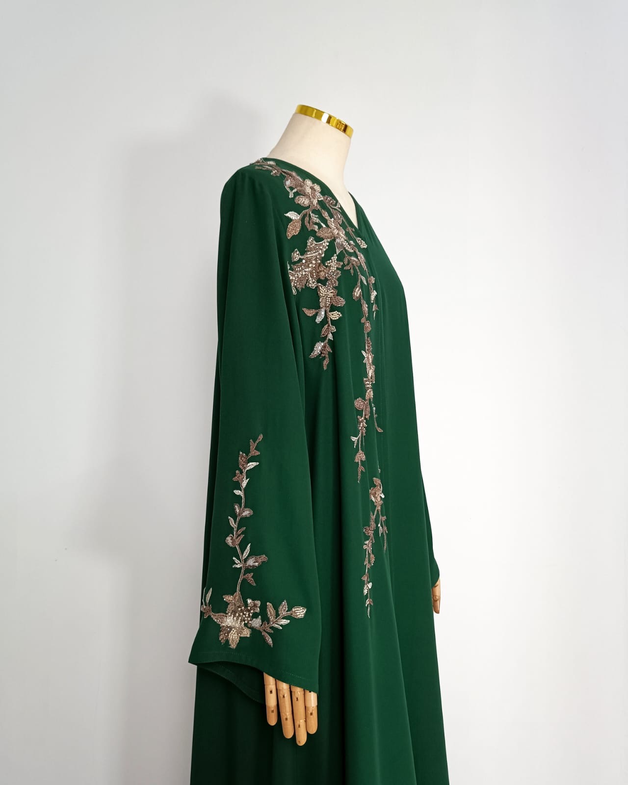 Almyra Abaya 