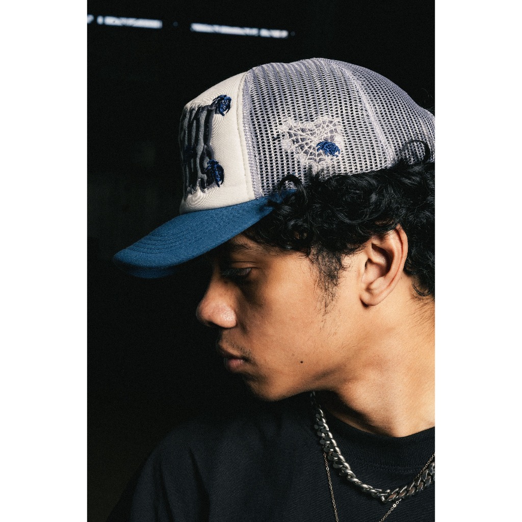 AccentAmbios Spider Red & Grey Trucker Hat