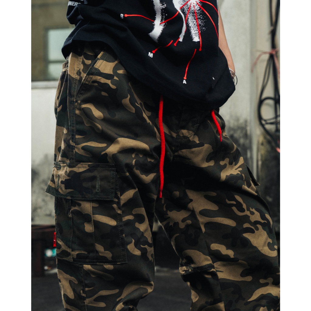 AccentAmbios Unrest Camo Cargo Baggy Pants