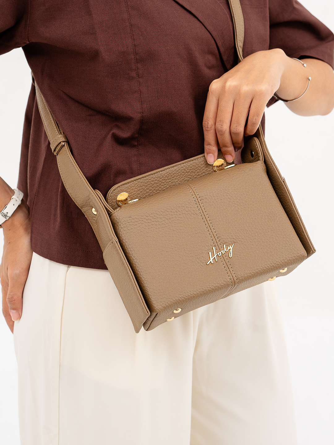 Hody - Tas Selempang Wanita Mini Sling Bag HP Tas Wanita Shoulder Bag Terbaru - ORLYN BAG