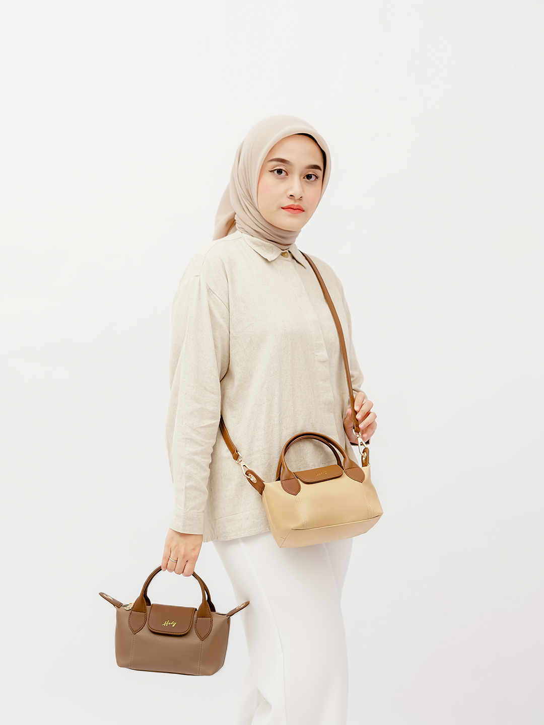 Hody - Tas Selempang Wanita Mini Sling Bag Tas HP Wanita Terbaru Tas Wanita Terbaru - ZALINE BAG