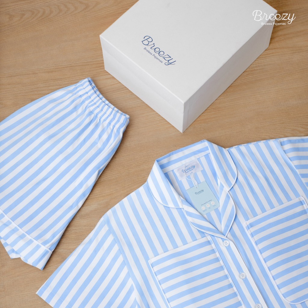 BREEZY Gift Box | Kado | Gift | Souvenir | Hard Box | Kotak Kado Premium | Add On Gift Packaging | Custom Card | Gift Card | Birthday | New Born | Bumil & Busui | Kado Lahiran | Gift Packaging | Bridesmaid Box | Anniversary Gift | Lamaran