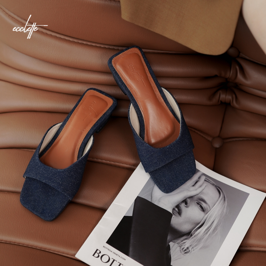 ARIA SANDAL