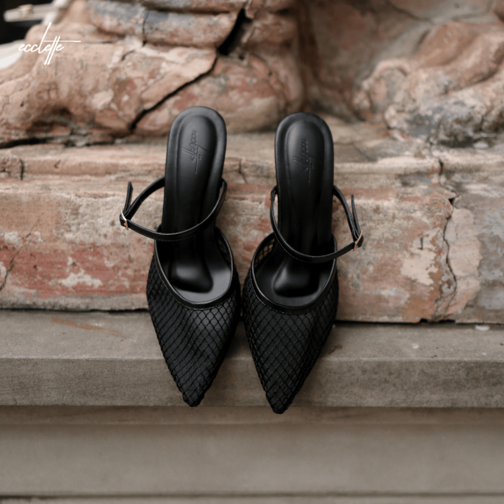 ARLENE HEELS