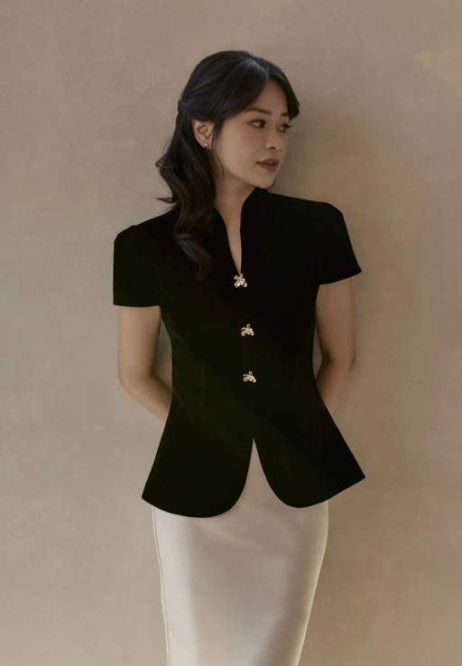 Long Jing Top In Black