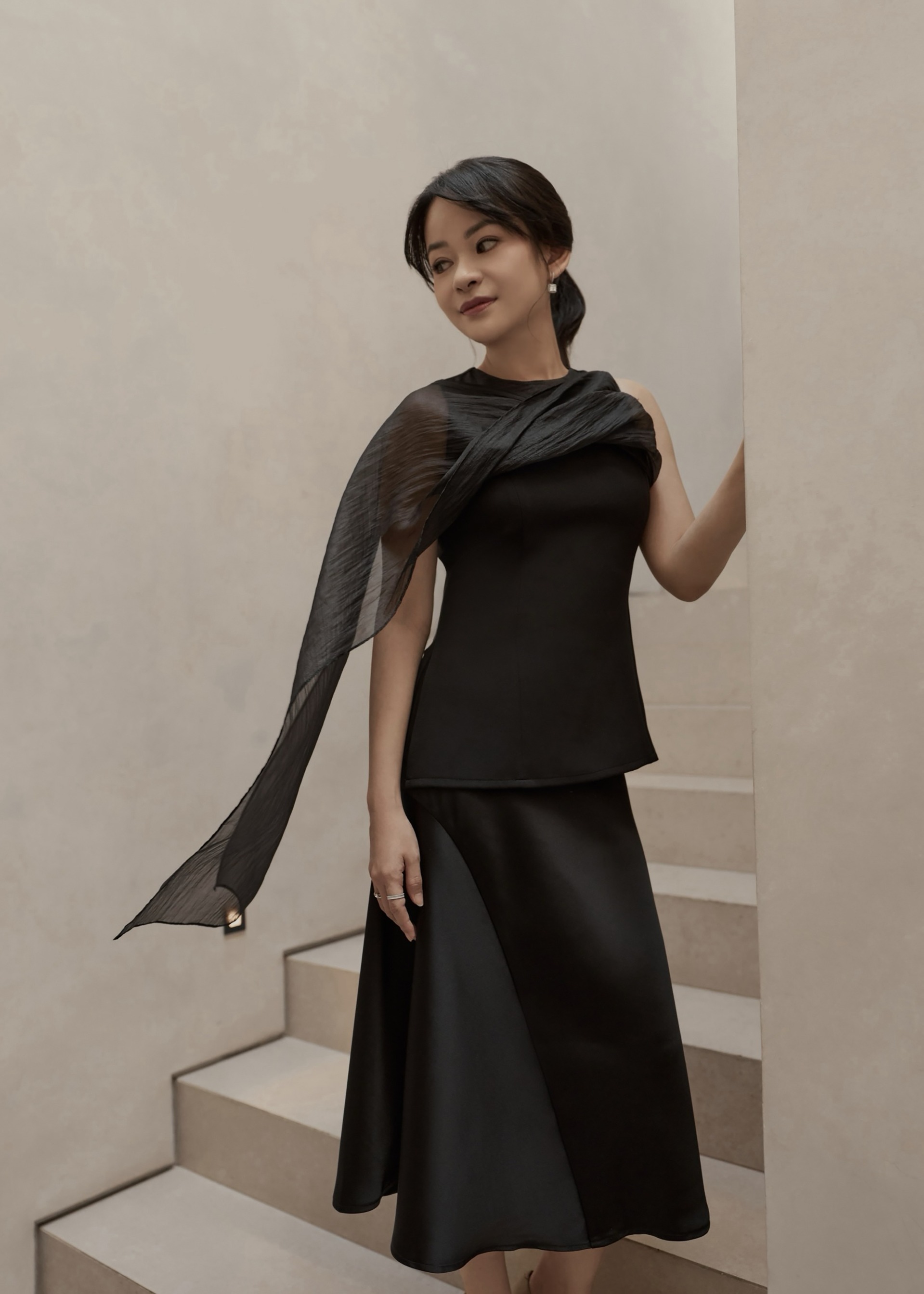 Elodie Top In Black