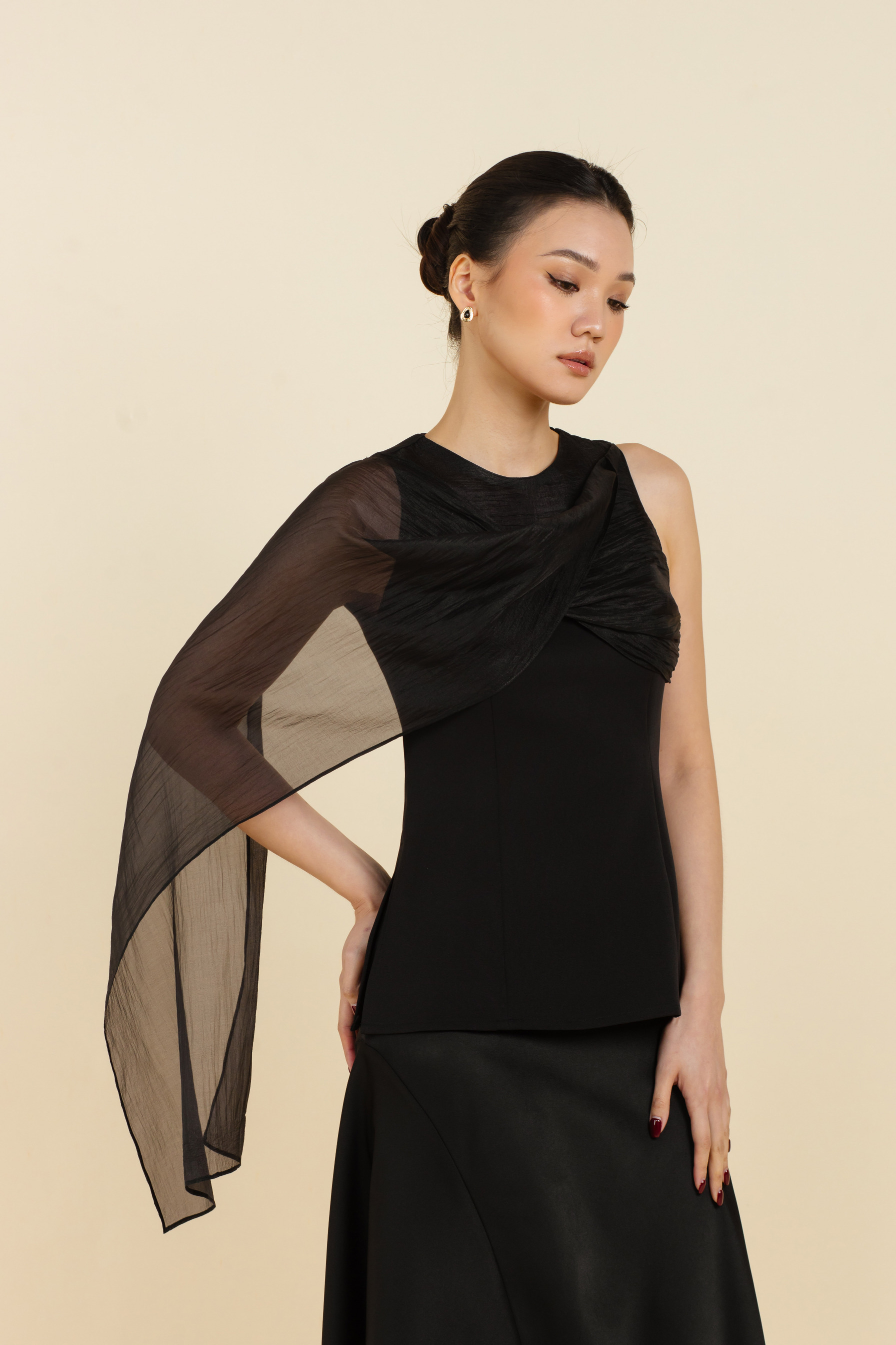 Elodie Top In Black