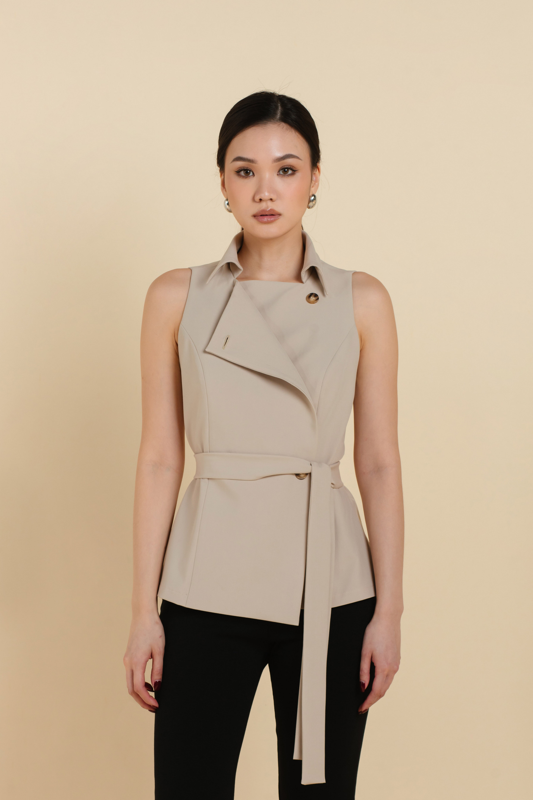 Cruz Top In Almond