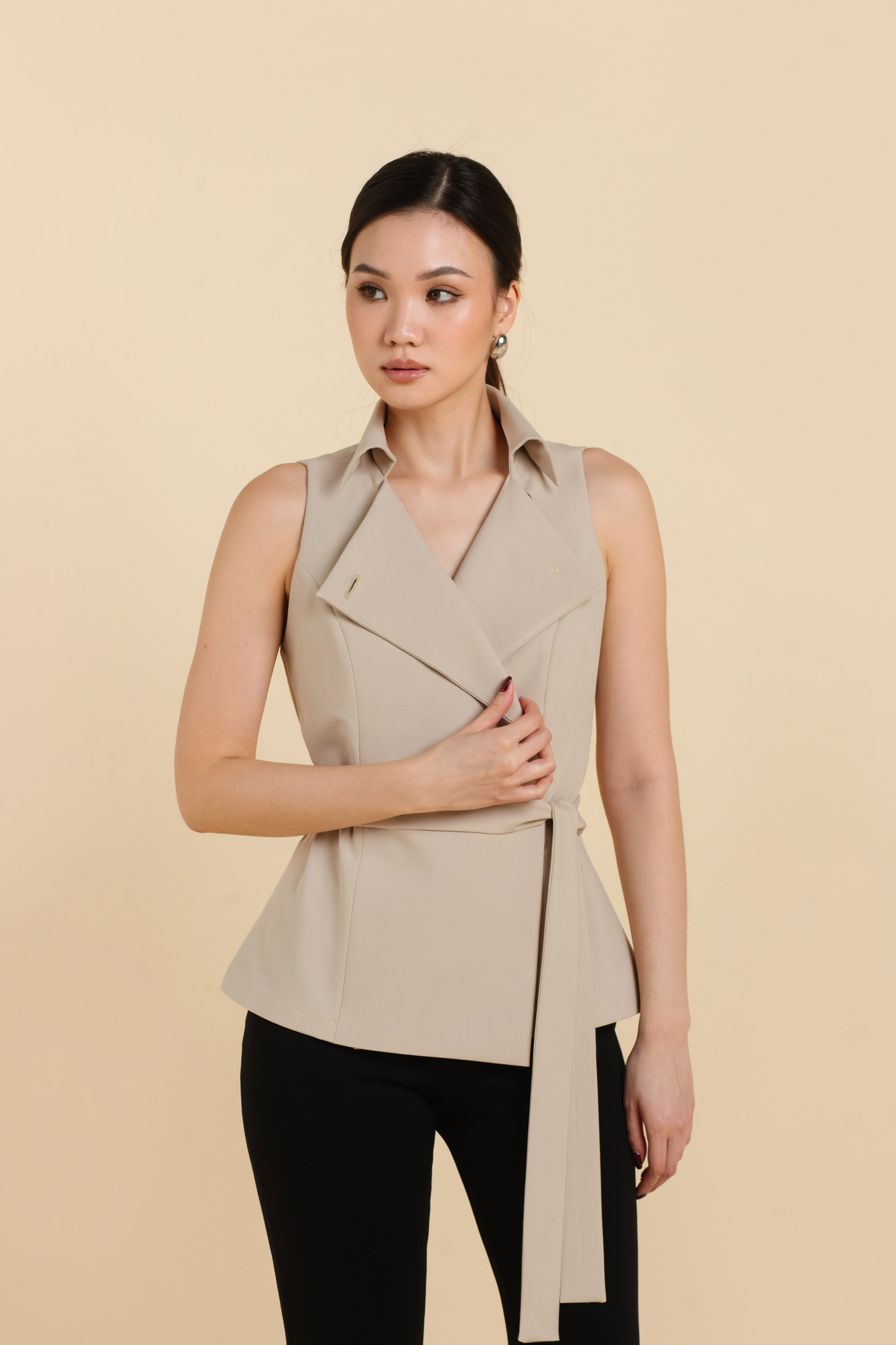 Cruz Top In Almond