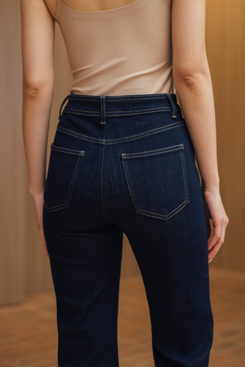 Studio Jeans in Dark Denim