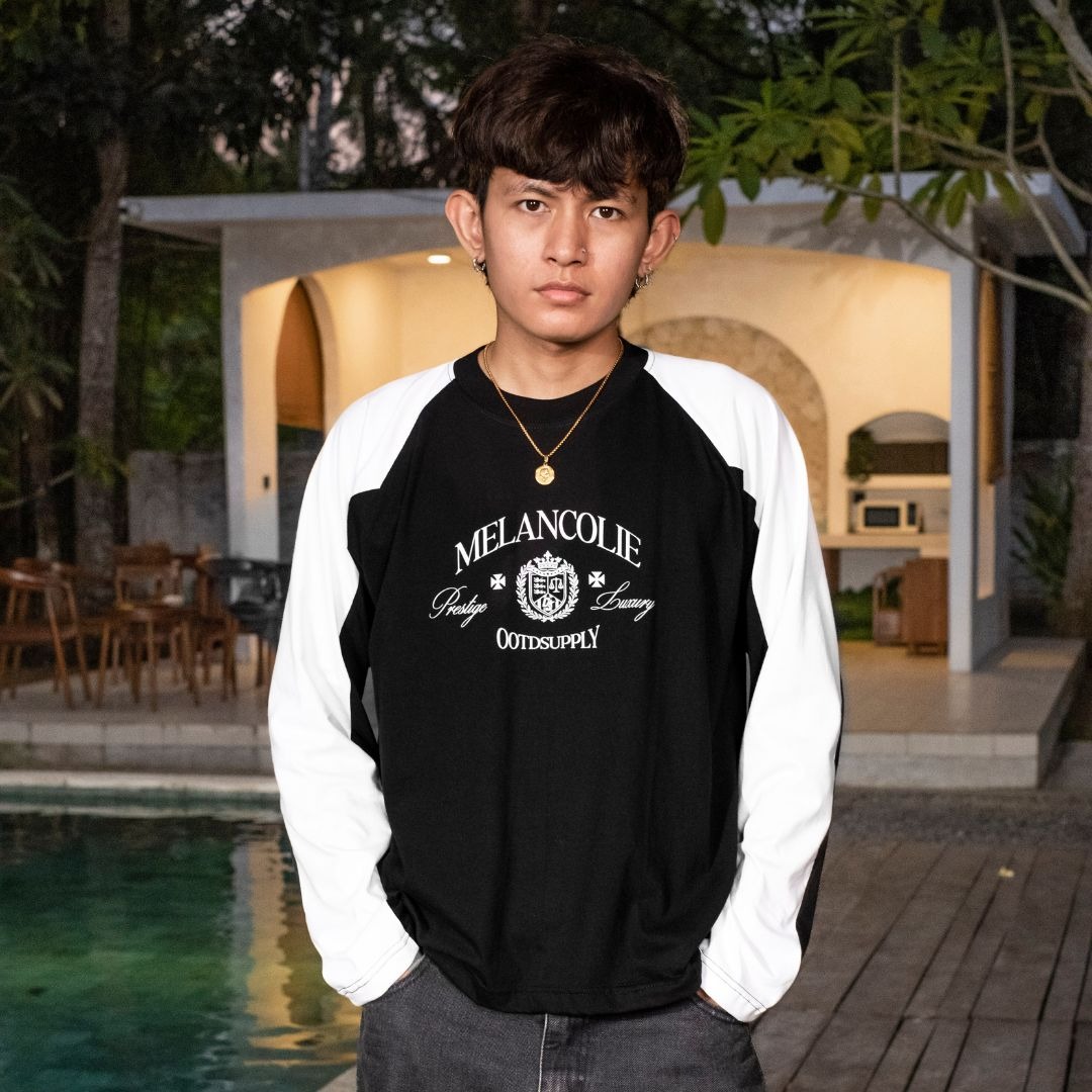 OOTDSUPPLY Longsleeve Boxy Raglan Nero Melancolie Black White | Kaos Boxyfit | OS-LSBX-RGL-NR-BW-02