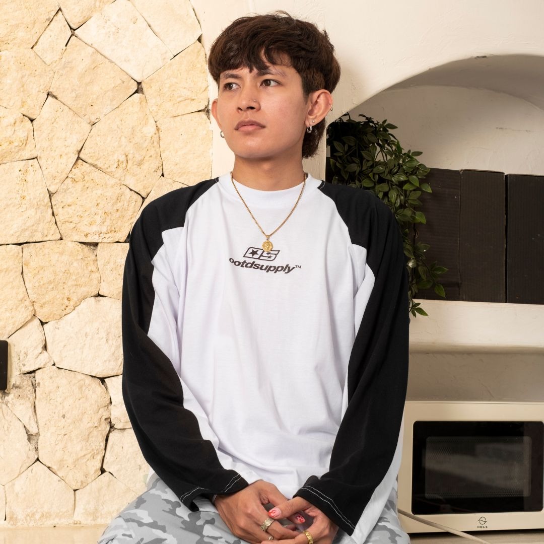 OOTDSUPPLY Longsleeve Boxy Raglan Nero OS Star White - Black | Kaos Boxyfit | OS-LSBX-RGL-NR-WB-03
