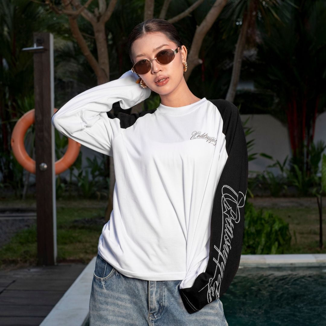 OOTDSUPPLY Longsleeve Boxy Raglan Nero Blink White Black | Kaos Boxyfit | OS-LSBX-RGL-NR-WB-01