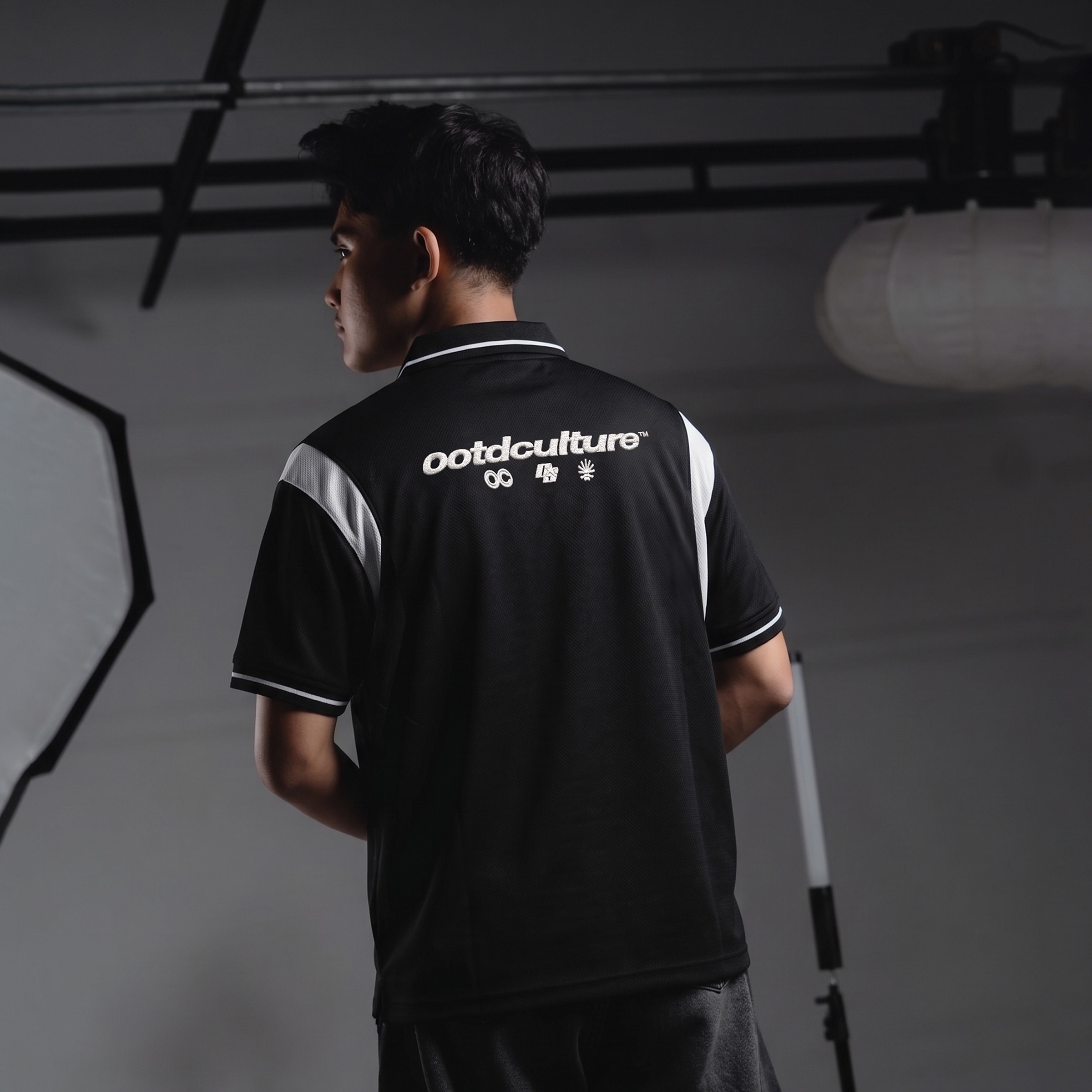 OOTDSUPPLY Polo Shirt Pique Edge Steez Embroidery Black l Polo Pique | Kemeja Unisex Kerah Polo Lacost I OS-PSPQ-RGB-EDGE-04E