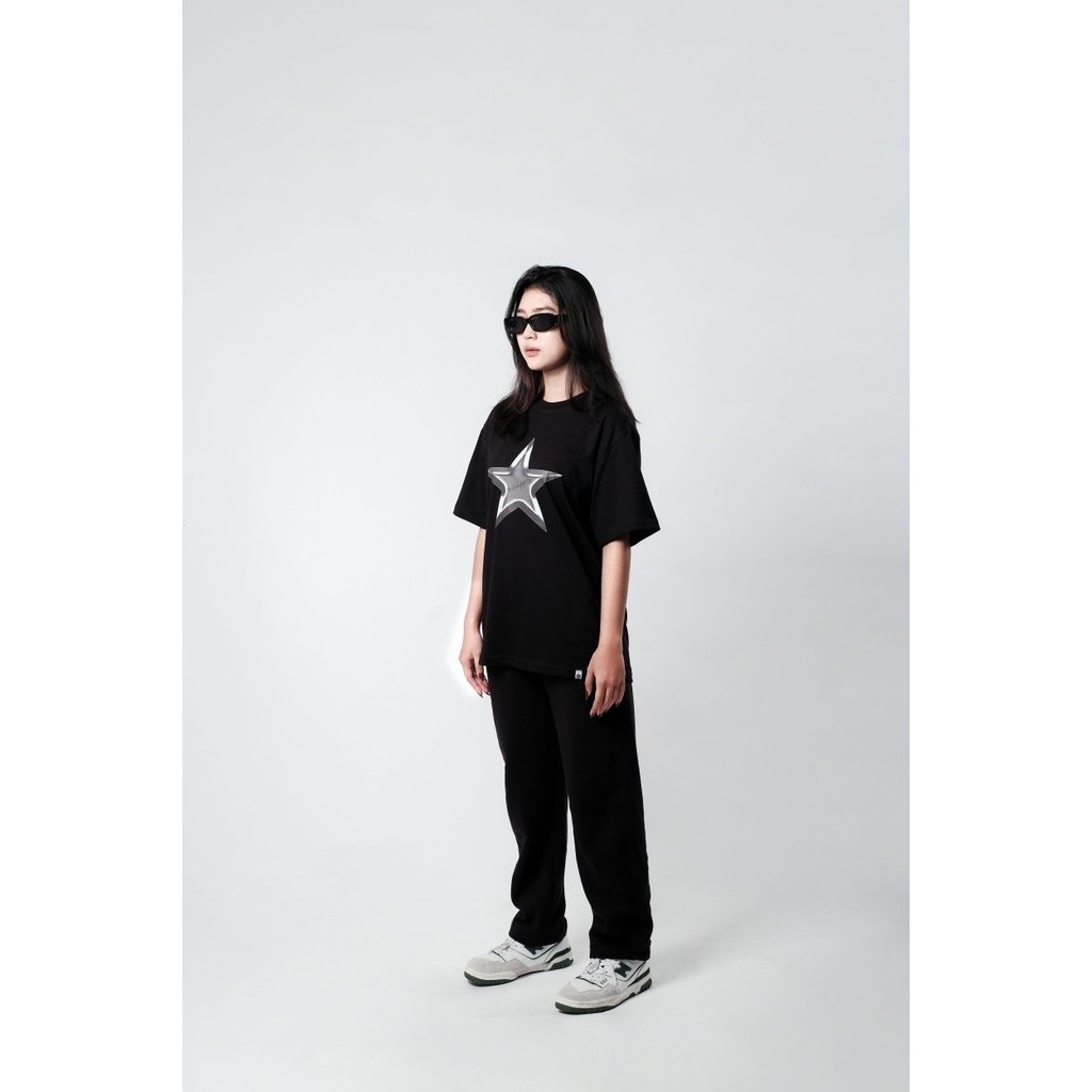OOTDSUPPLY Reguler Tshirt 24s Lyra Star Black & White | Kaos Pria & Wanita TS070