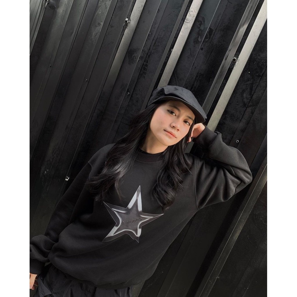 OOTDSUPPLY Crewneck Lyra Star Black & White | Sweater Pria & Wanita CN103