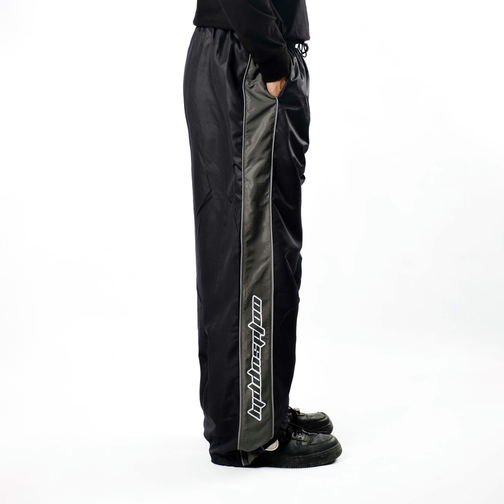 OOTDSUPPLY Trackpant Parachute Neocore Black Grey l Celana Panjang Parasut | Longpants Sporty Unisex | TRP-CLN-BGRY