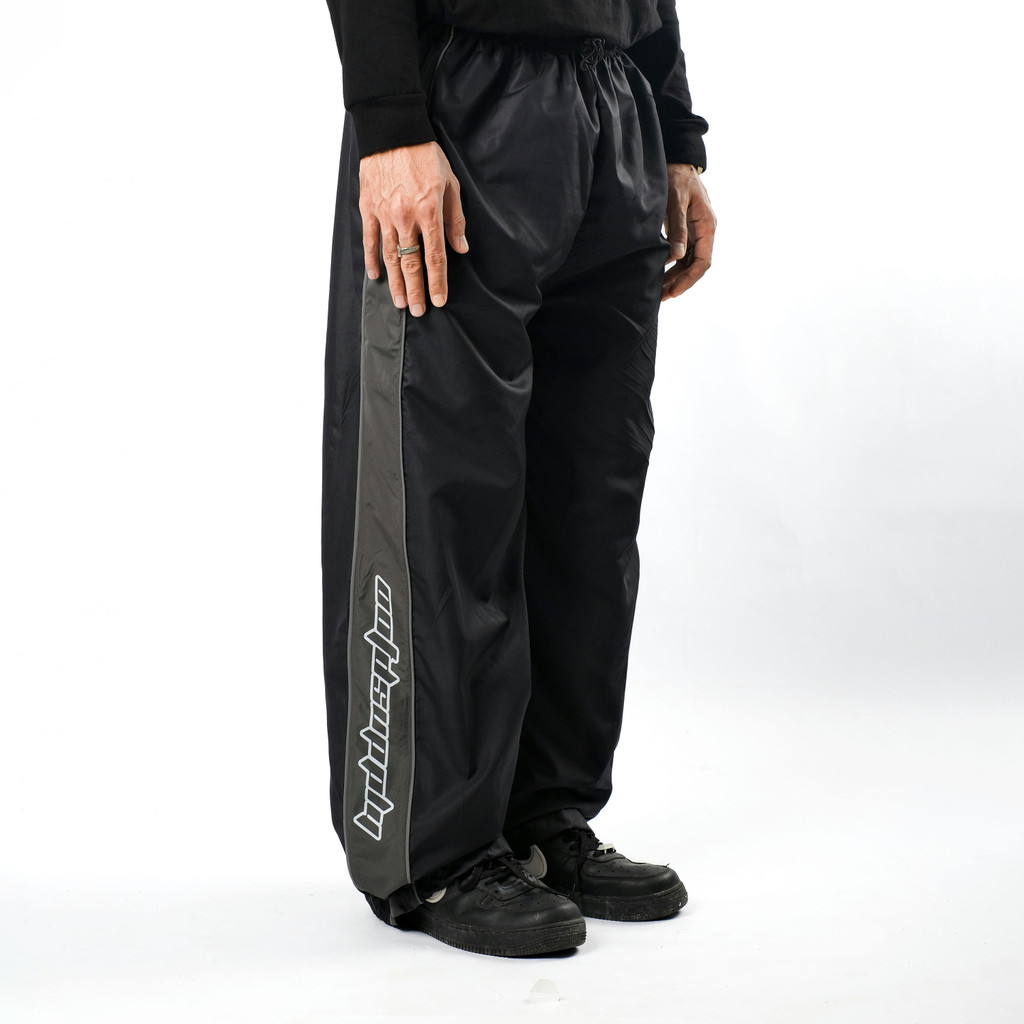 OOTDSUPPLY Trackpant Parachute Neocore Black Grey l Celana Panjang Parasut | Longpants Sporty Unisex | TRP-CLN-BGRY